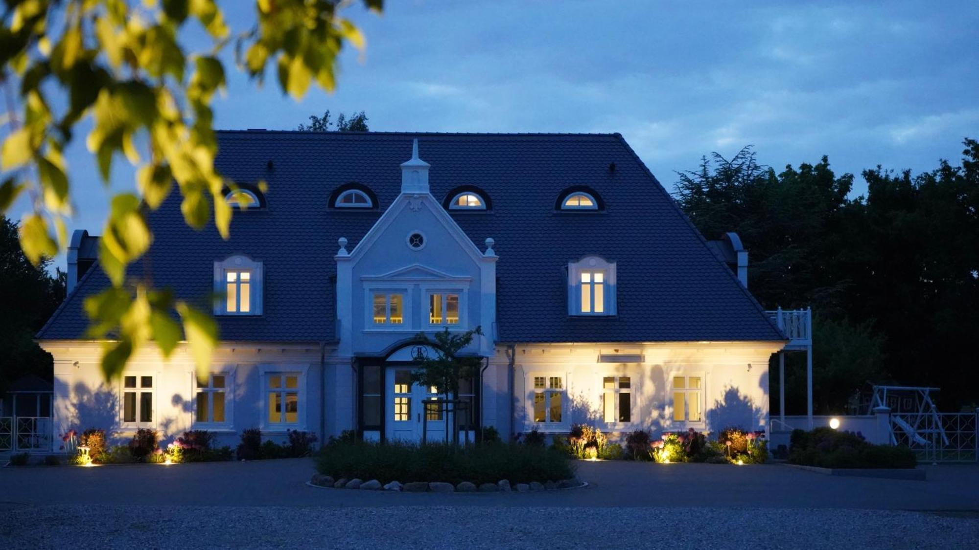 Landhaus Luetjenhof 호텔 Großenbrode 외부 사진