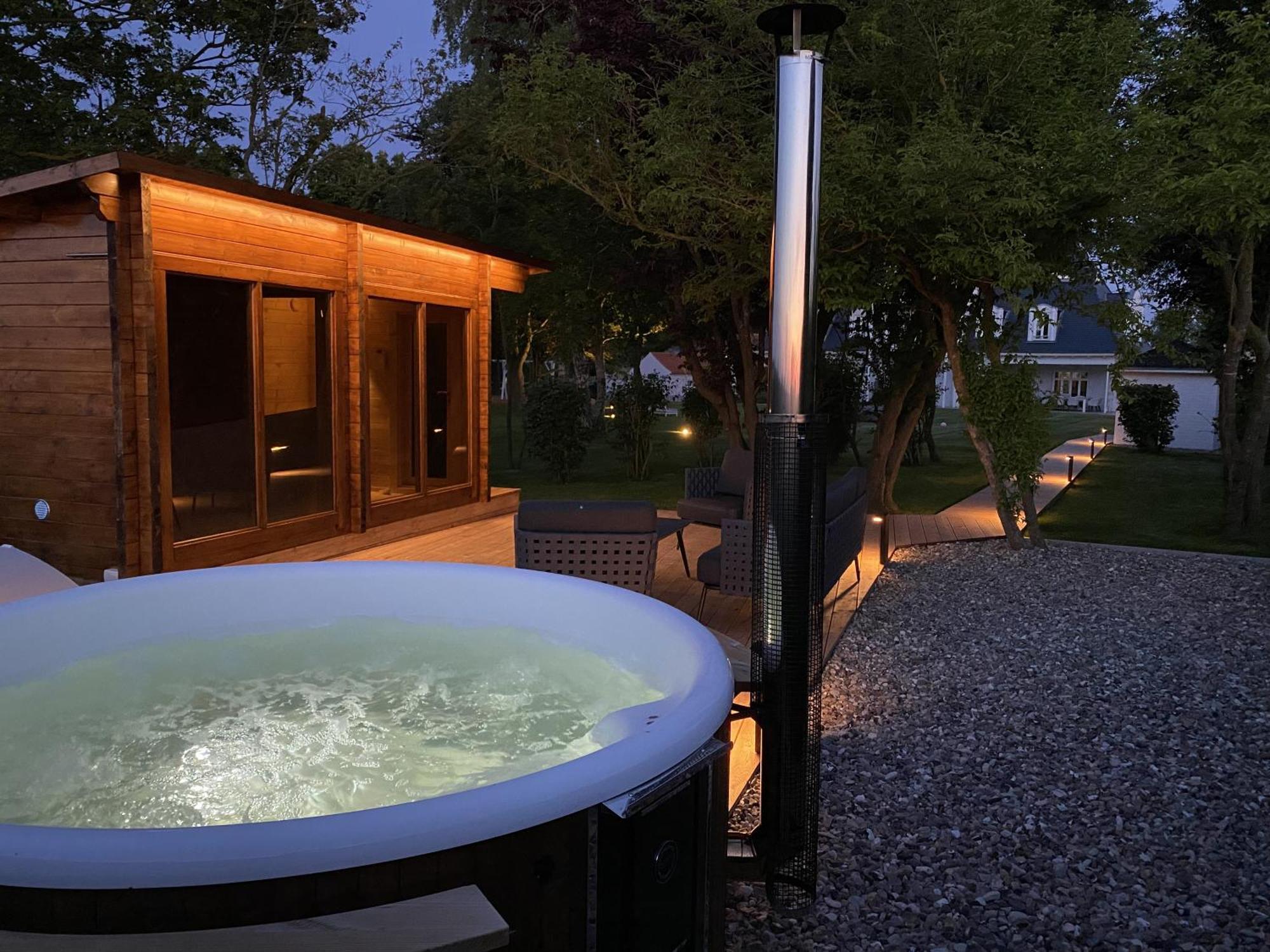 Landhaus Luetjenhof 호텔 Großenbrode 외부 사진